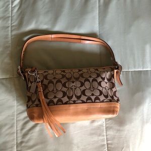 Vintage y2k early 2000’s monogram Coach bag